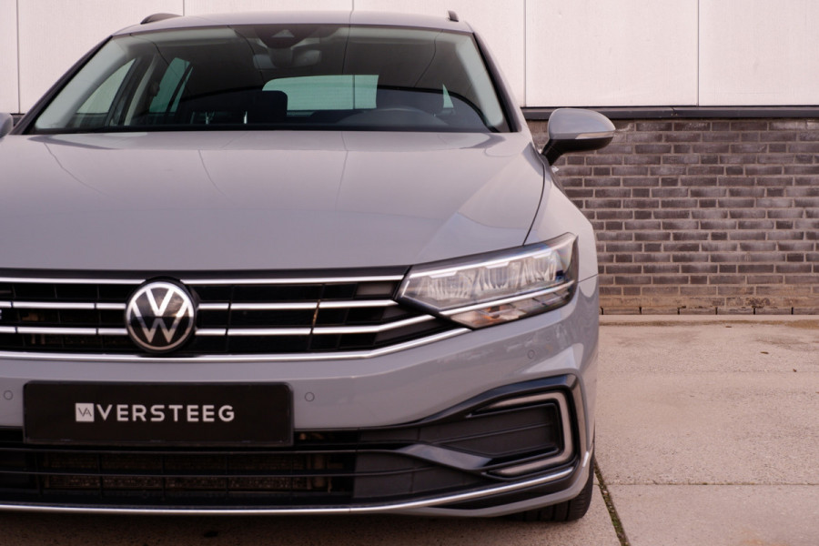 Volkswagen Passat Variant 1.4 TSI PHEV GTE Business | Elek Trekhaak | Virtual | LED | Camera | Carplay | Navi