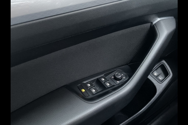 Volkswagen Passat Variant 1.4 TSI PHEV GTE Business | Elek Trekhaak | Virtual | LED | Camera | Carplay | Navi