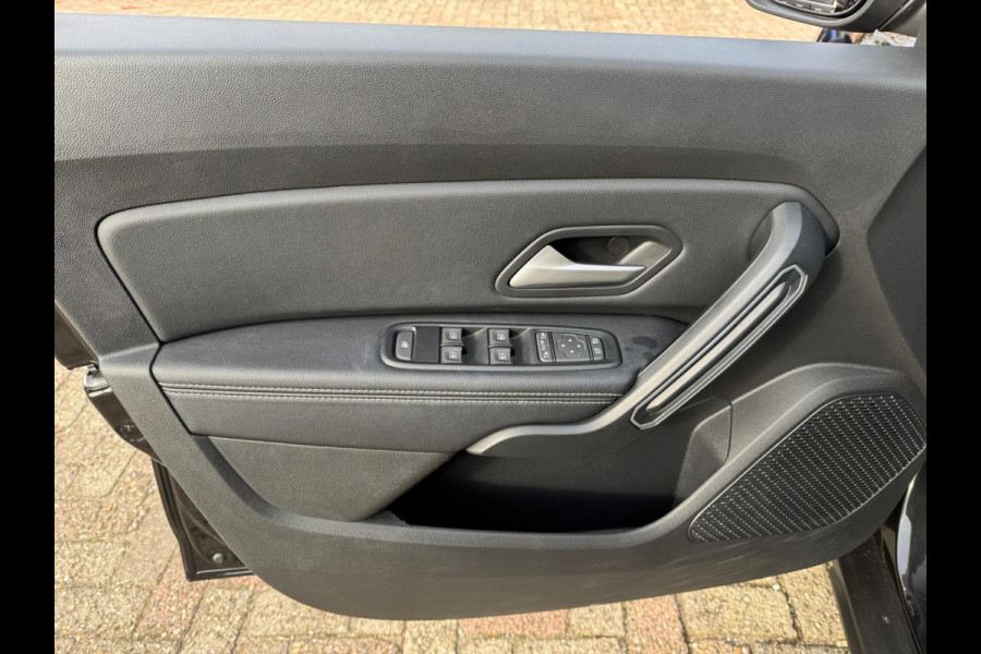 Dacia Duster TCe 150 EDC Journey Keyless / Navi / Camera / P-sensoren rondom / Clima / LM velgen