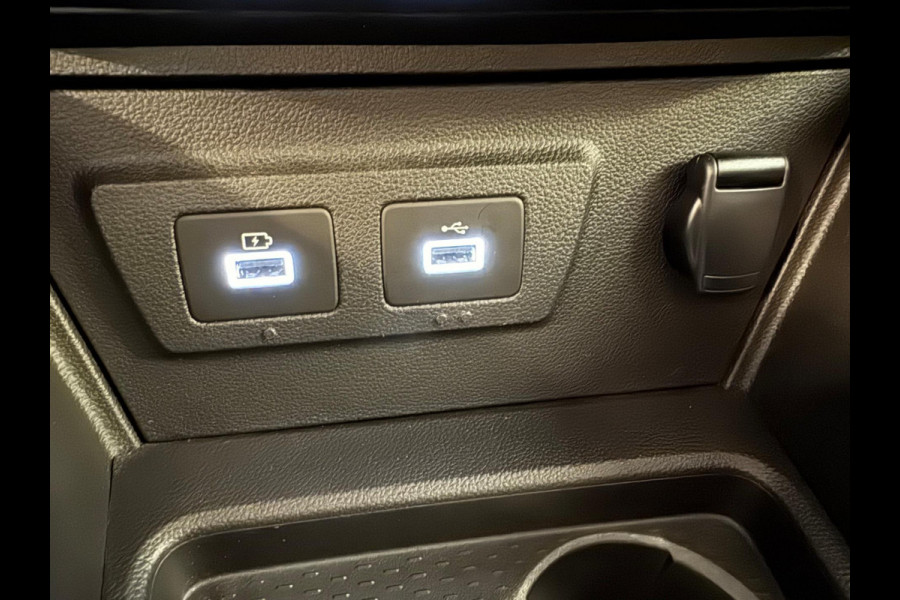 Dacia Duster TCe 150 EDC Journey Keyless / Navi / Camera / P-sensoren rondom / Clima / LM velgen