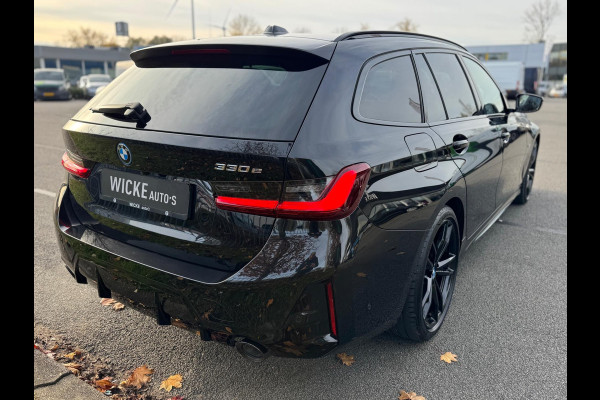 BMW 3 Serie Touring 330e xDrive High Executive Panorama Leder Camera