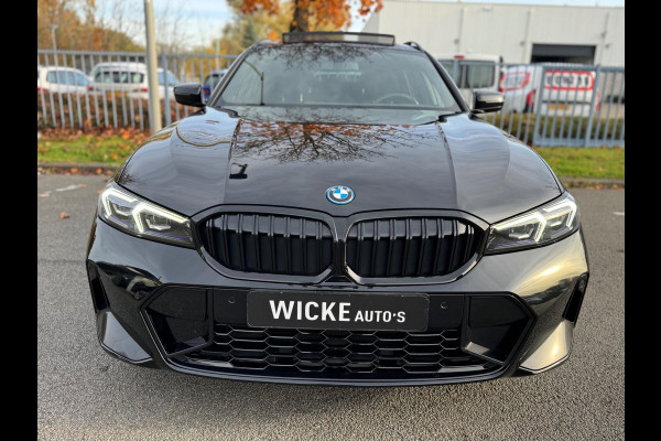 BMW 3 Serie Touring 330e xDrive High Executive Panorama Leder Camera