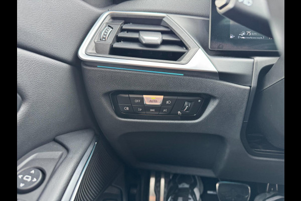 BMW 3 Serie Touring 330e xDrive High Executive Panorama Leder Camera