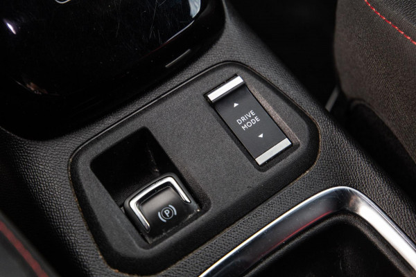 Opel Corsa 1.2 Turbo GS BLACK LINE / APPLE CARPLAY / AUTOMAAT / 360 CAMERA / STOELVERWARMING