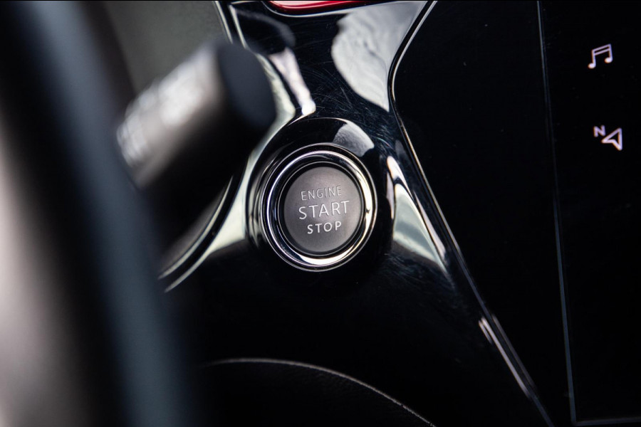 Opel Corsa 1.2 Turbo GS BLACK LINE / APPLE CARPLAY / AUTOMAAT / 360 CAMERA / STOELVERWARMING