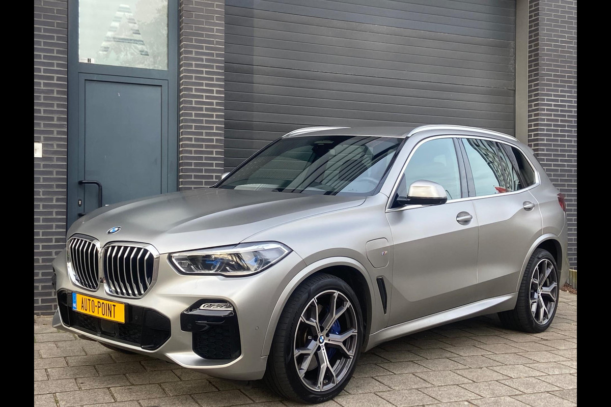 BMW X5 XDRIVE45E FROZEN/INDIVIDUAL/HEADUP/SOFT/LUCHT