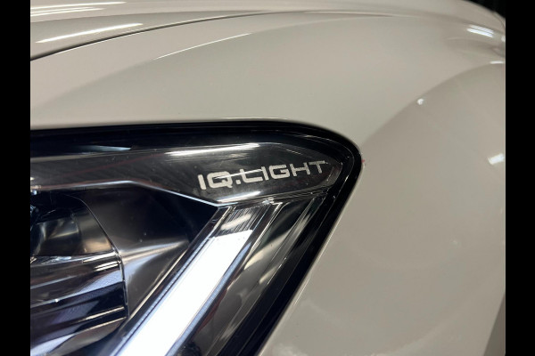 Volkswagen T-Roc 1.5 TSI R-Line | Cam |IQ-Light | Pano |