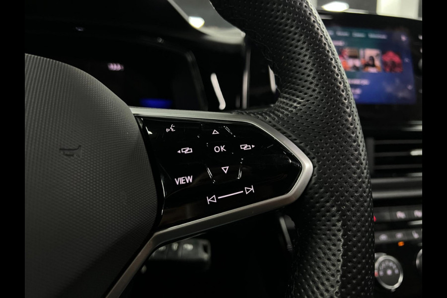 Volkswagen T-Roc 1.5 TSI R-Line | Cam |IQ-Light | Pano |