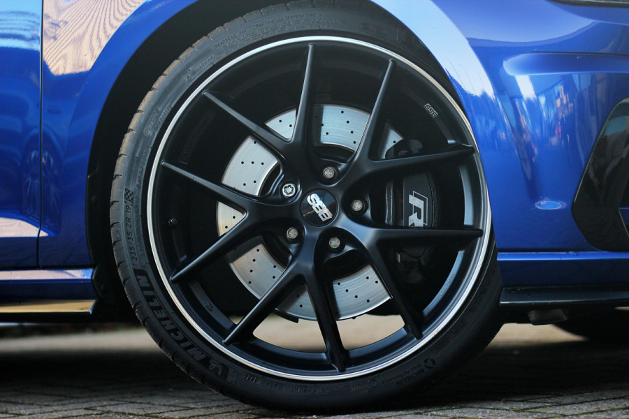 Volkswagen Golf 2.0 TSI 4Motion R | Pano | DCC | Dynaudio | BBS | Keyless