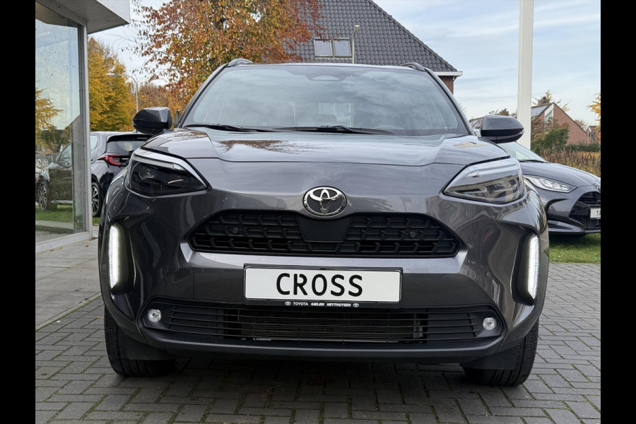 Toyota Yaris Cross 1.5 Hybrid First Edition Plus | Parkeersensoren, Stoel + Stuurverwarming, 17 inch, Privacy Glass