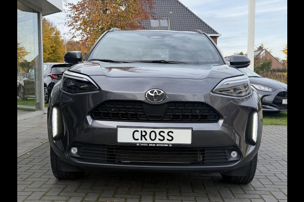 Toyota Yaris Cross 1.5 Hybrid First Edition Plus | Parkeersensoren, Stoel + Stuurverwarming, 17 inch, Privacy Glass