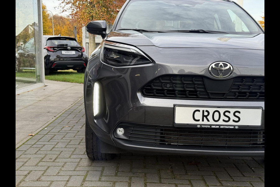 Toyota Yaris Cross 1.5 Hybrid First Edition Plus | Parkeersensoren, Stoel + Stuurverwarming, 17 inch, Privacy Glass