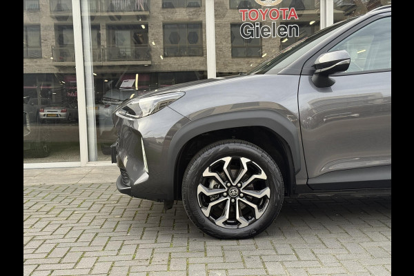 Toyota Yaris Cross 1.5 Hybrid First Edition Plus | Parkeersensoren, Stoel + Stuurverwarming, 17 inch, Privacy Glass