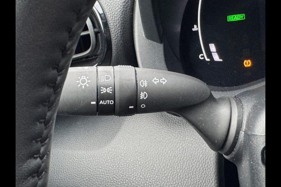 Toyota Yaris Cross 1.5 Hybrid First Edition Plus | Parkeersensoren, Stoel + Stuurverwarming, 17 inch, Privacy Glass