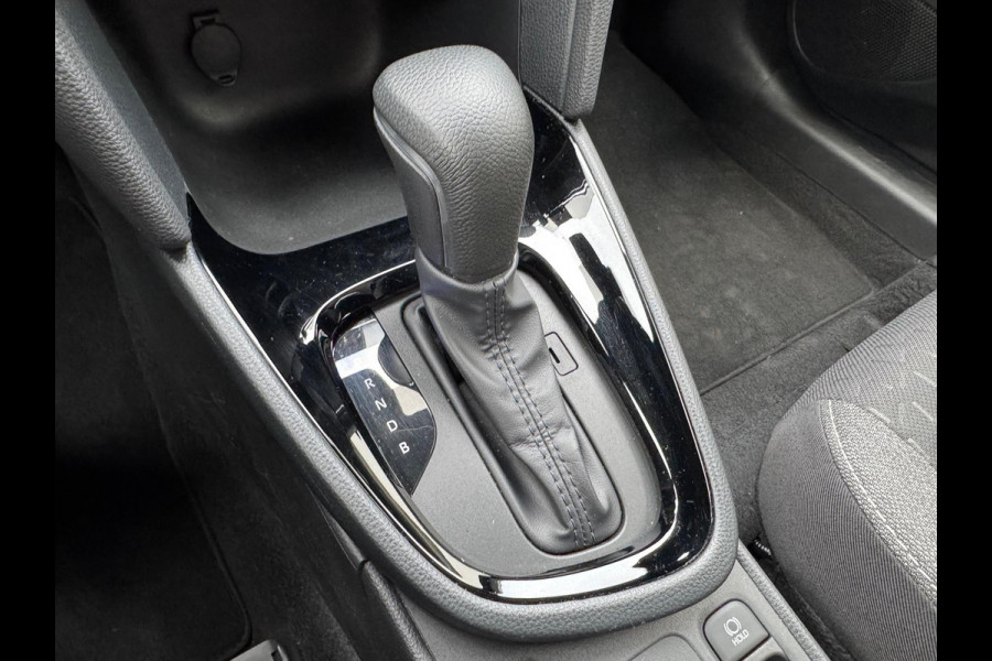 Toyota Yaris Cross 1.5 Hybrid First Edition Plus | Parkeersensoren, Stoel + Stuurverwarming, 17 inch, Privacy Glass