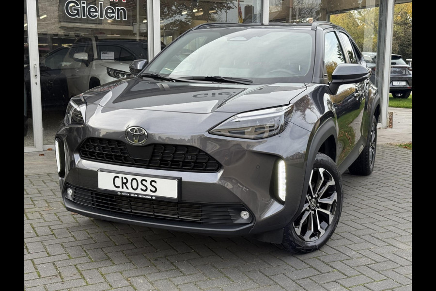 Toyota Yaris Cross 1.5 Hybrid First Edition Plus | Parkeersensoren, Stoel + Stuurverwarming, 17 inch, Privacy Glass