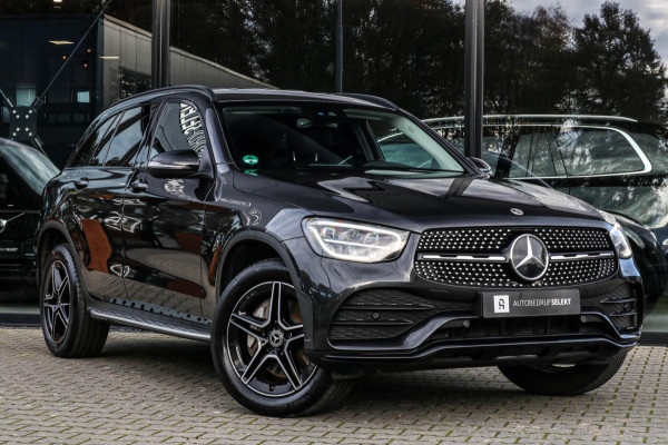 Mercedes-Benz GLC 300e 4MATIC AMG NIGHT - TREKHAAK - CARPLAY