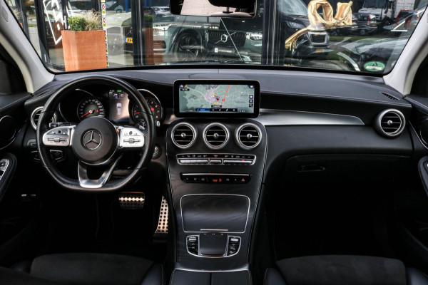 Mercedes-Benz GLC 300e 4MATIC AMG NIGHT - TREKHAAK - CARPLAY
