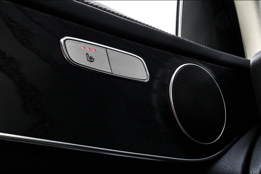 Mercedes-Benz GLC 300e 4MATIC AMG NIGHT - TREKHAAK - CARPLAY