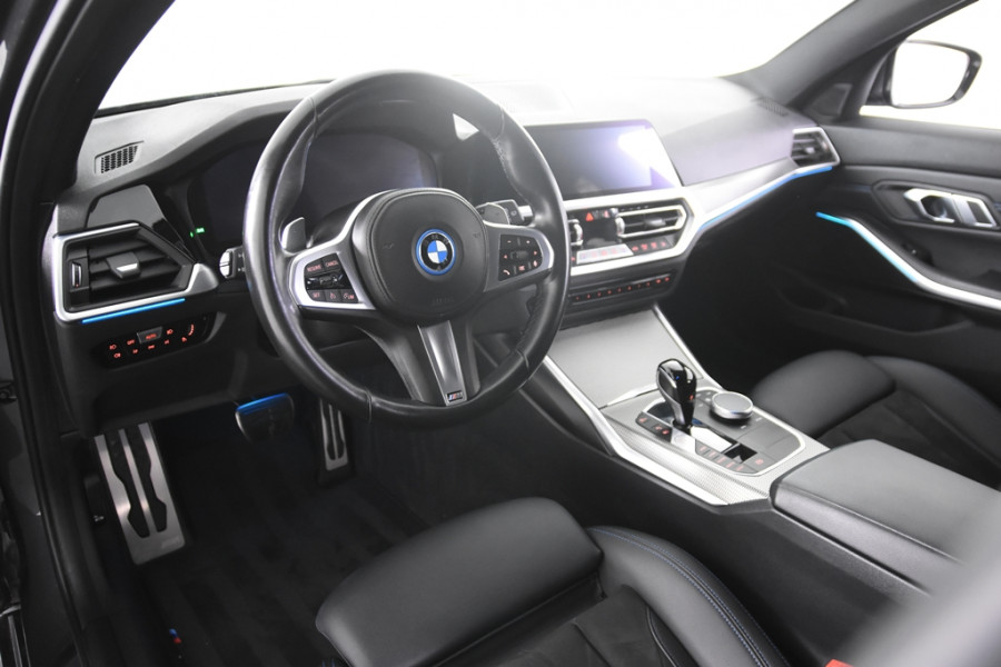 BMW 3 Serie Touring 330e xDrive M-Sport *1ste Eigenaar*Leer*Full Options*