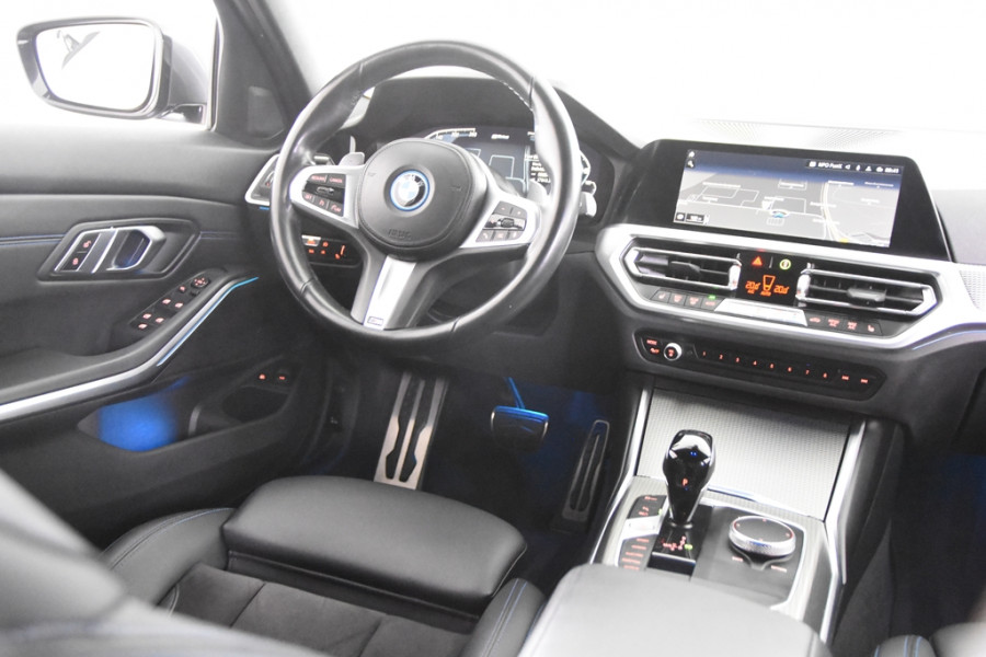 BMW 3 Serie Touring 330e xDrive M-Sport *1ste Eigenaar*Leer*Full Options*