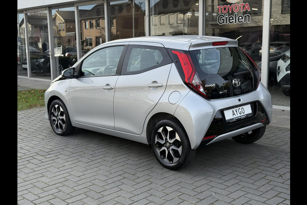Toyota Aygo 1.0 VVT-i Automaat X-Joy | Lichtmetalen velgen, Apple CarPlay/Android auto, Parkeercamera, In hoogte verstelbare stoel