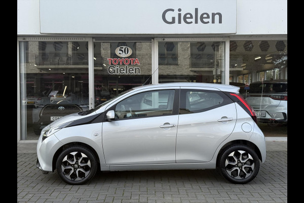 Toyota Aygo 1.0 VVT-i Automaat X-Joy | Lichtmetalen velgen, Apple CarPlay/Android auto, Parkeercamera, In hoogte verstelbare stoel