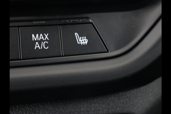 BMW 1-serie 118i High Executive | M Sport | Panoramadak | Head-Up | Leder | Harman/Kardon | Camera | Carplay | Stoelverwarming | Live Cockpit | Sfeerverlichting | Keyless | Navigatie | Sportstoelen | Full LED