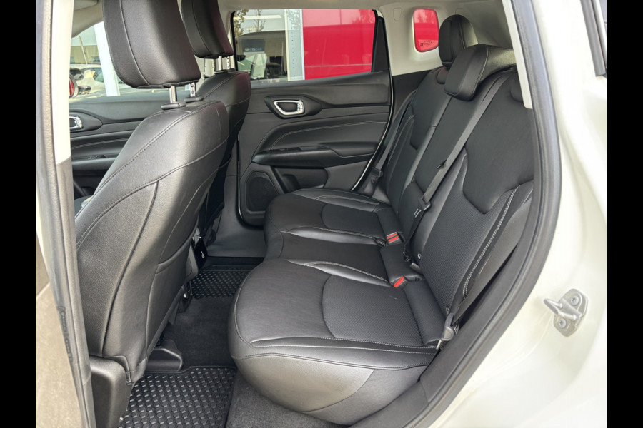 Jeep Compass 4xe 240 Plug-in Hybrid Electric S | Winterpack | Leer | Stoel/stuurwielverwarming