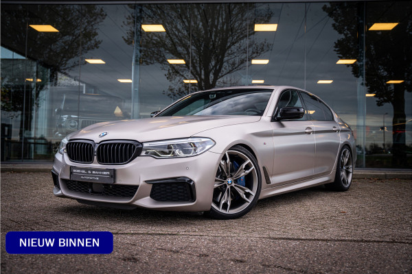 BMW 5 Serie M550i xDrive High Executive ** Entertainment ** Panodak **