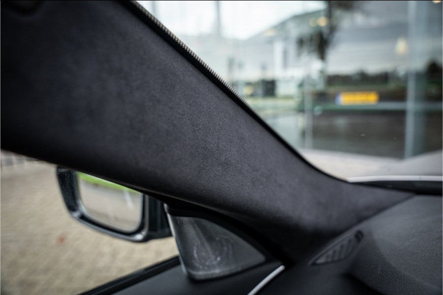 BMW 5 Serie M550i xDrive High Executive ** Entertainment ** Panodak **