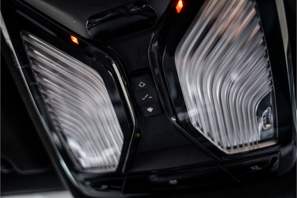 BMW 5 Serie M550i xDrive High Executive ** Entertainment ** Panodak **