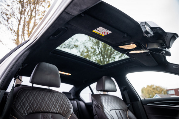 BMW 5 Serie M550i xDrive High Executive ** Entertainment ** Panodak **