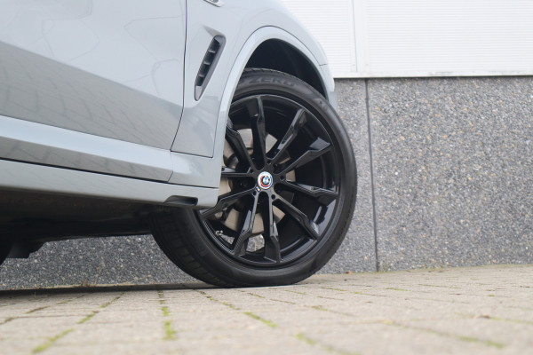 BMW X3 xDrive30e M-Sport SOH 87% / Panorama / 360 camera / Head-Up / Trekhaak / HiFi / Blackline /