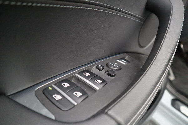 BMW X3 xDrive30e M-Sport SOH 87% / Panorama / 360 camera / Head-Up / Trekhaak / HiFi / Blackline /