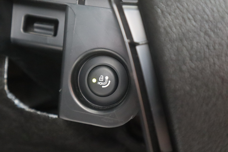 BMW X3 xDrive30e M-Sport SOH 87% / Panorama / 360 camera / Head-Up / Trekhaak / HiFi / Blackline /