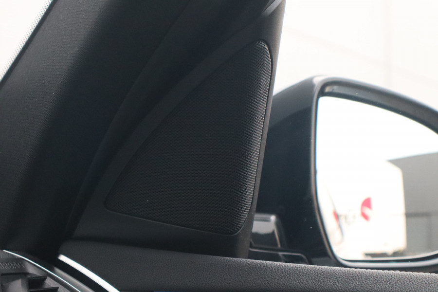 BMW X3 xDrive30e M-Sport SOH 87% / Panorama / 360 camera / Head-Up / Trekhaak / HiFi / Blackline /