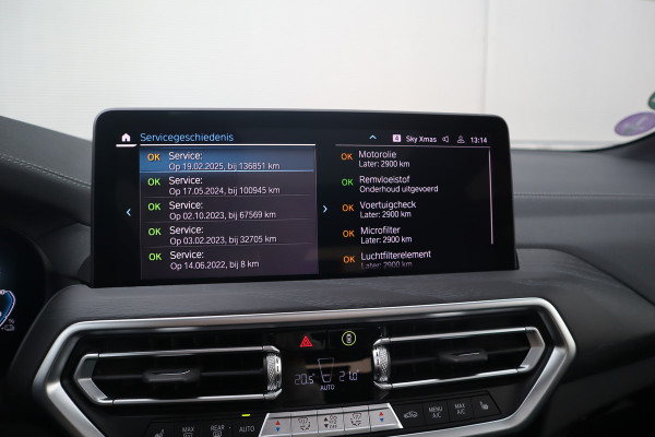 BMW X3 xDrive30e M-Sport SOH 87% / Panorama / 360 camera / Head-Up / Trekhaak / HiFi / Blackline /