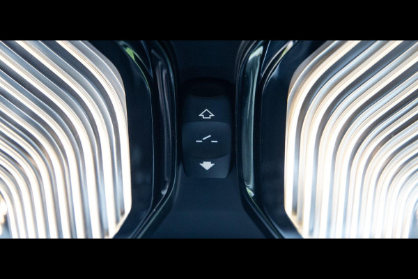 BMW X3 xDrive30e High Executive BRUIN LEER / PANORAMA DAK / AUTOMAAT / PLUG IN / CARPLAY / STOELVERWARMING