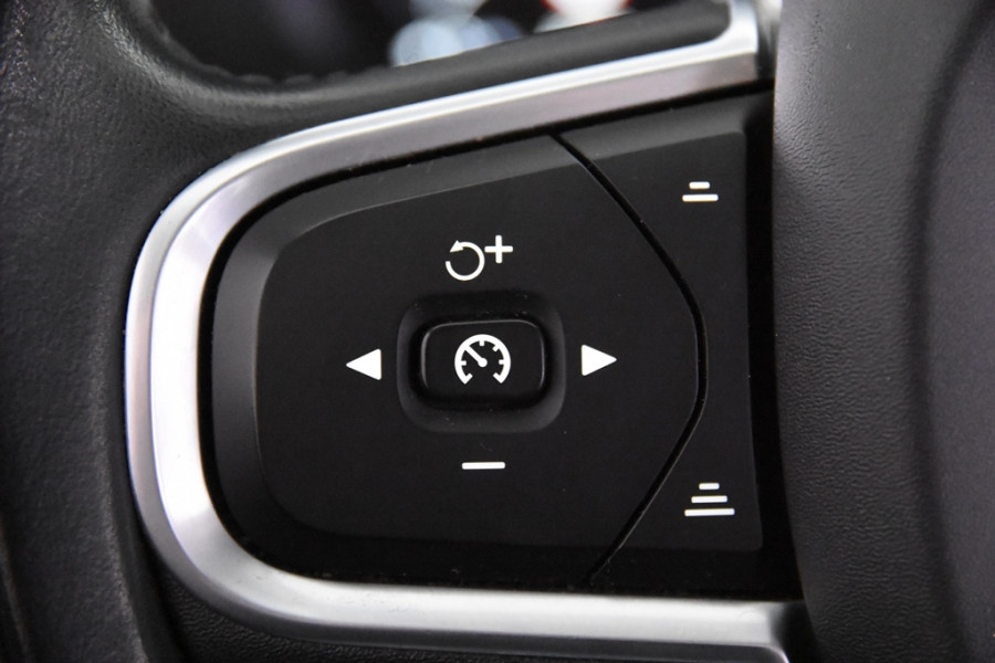 Volvo XC60 2.0 D3 Momentum *1ste Eigenaar*Leer*Camera*Trekhaak*