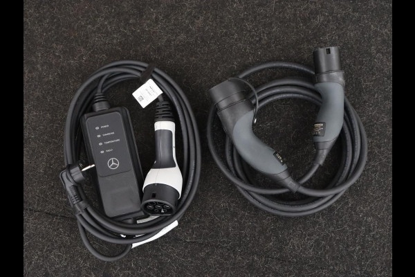 Mercedes-Benz B-Klasse 250e Urban Night | Adaptive cruise | Stoelverwarming | Camera | Carplay | Sfeerverlichting | Half leder | Full LED | Widescreen | Park Assist | Navigatie | PHEV | Plug In