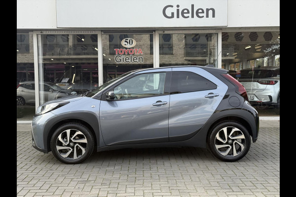 Toyota Aygo X 1.0 VVT-i S-CVT Automaat Pulse Plus | Stoelverwarming, Apple CarPlay/Android auto, Lichtmetalen velgen, Bi-Tone