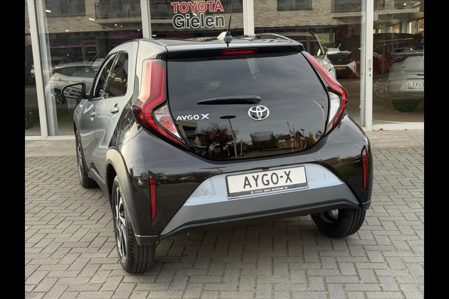 Toyota Aygo X 1.0 VVT-i S-CVT Automaat Pulse Plus | Stoelverwarming, Apple CarPlay/Android auto, Lichtmetalen velgen, Bi-Tone