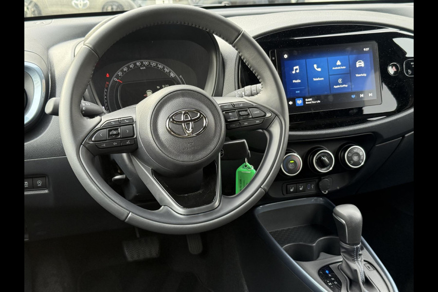 Toyota Aygo X 1.0 VVT-i S-CVT Automaat Pulse Plus | Stoelverwarming, Apple CarPlay/Android auto, Lichtmetalen velgen, Bi-Tone