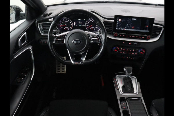 Kia Ceed 1.5 T-GDi GT-Line | Stoel & stuurverwarming | Trekhaak | Adaptive cruise | Camera | Keyless | Leder/Alcantara | Navigatie | Full LED | Sportstoelen | Bluetooth | Parkeerhulp