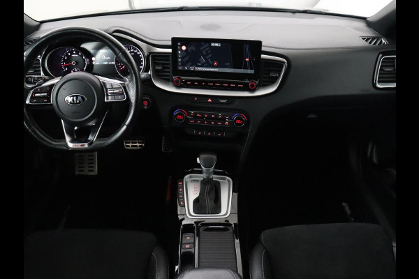 Kia Ceed 1.5 T-GDi GT-Line | Stoel & stuurverwarming | Trekhaak | Adaptive cruise | Camera | Keyless | Leder/Alcantara | Navigatie | Full LED | Sportstoelen | Bluetooth | Parkeerhulp