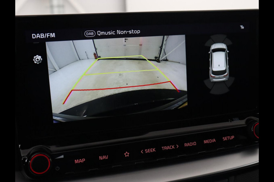 Kia Ceed 1.5 T-GDi GT-Line | Stoel & stuurverwarming | Trekhaak | Adaptive cruise | Camera | Keyless | Leder/Alcantara | Navigatie | Full LED | Sportstoelen | Bluetooth | Parkeerhulp