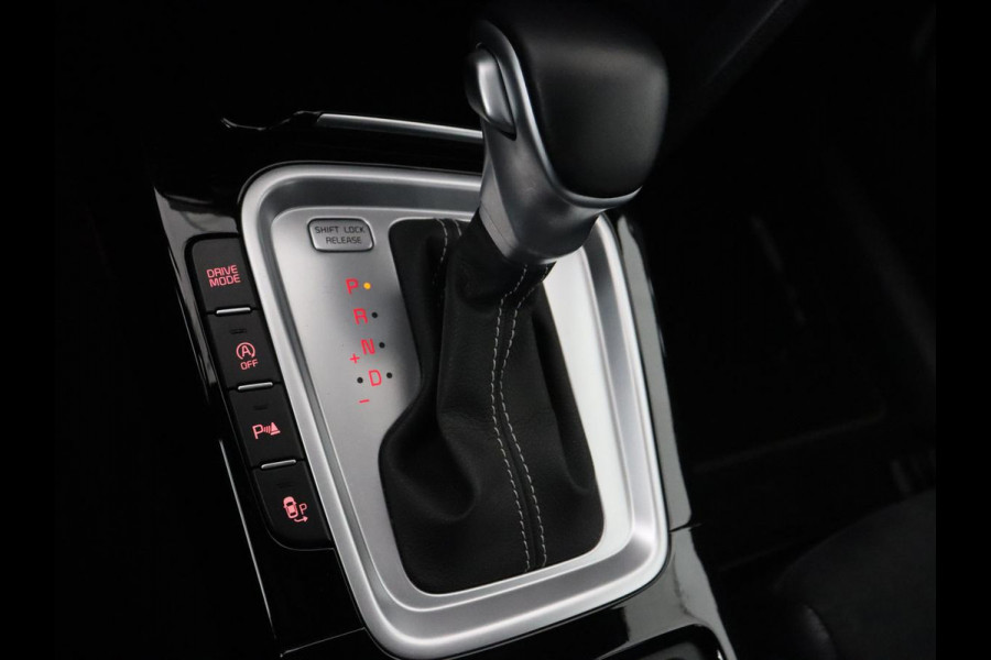 Kia Ceed 1.5 T-GDi GT-Line | Stoel & stuurverwarming | Trekhaak | Adaptive cruise | Camera | Keyless | Leder/Alcantara | Navigatie | Full LED | Sportstoelen | Bluetooth | Parkeerhulp