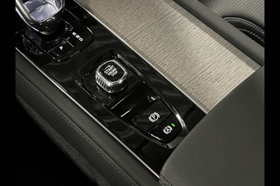 Volvo XC90 2.0 T8 4WD Ultra Dark Luchtvering | Bowers & Wilkins | Massage | Open Dak | 22" inch | Adaptive cruise | Stoelverwarming/-ventilatie