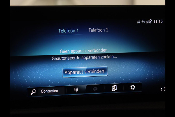 Mercedes-Benz CLA-Klasse 180 AMG | Carplay | Stoelverwarming | Camera | Navigatie | Leder/Alcantara | Sfeerverlichting | Park Assist | Full LED | Widescreen | Climate control | Sportstoelen | Cruise control